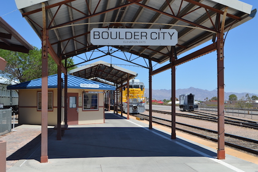 BoulderCity_01.jpg