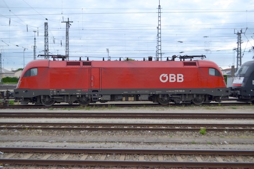 KBS900_Serie9_03.jpg