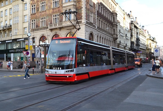 Tram_Prag_07.jpg